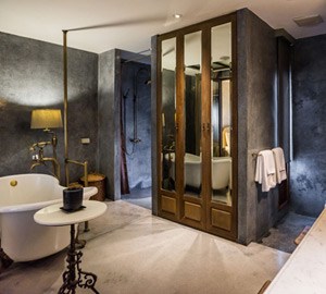 Beach Front Suite - The Scent Hotel