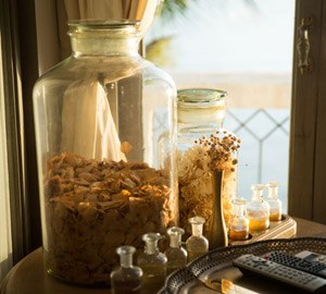 Beach Front Suite - The Scent Hotel
